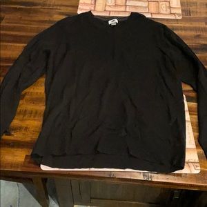 Men’s large v neck sweater.